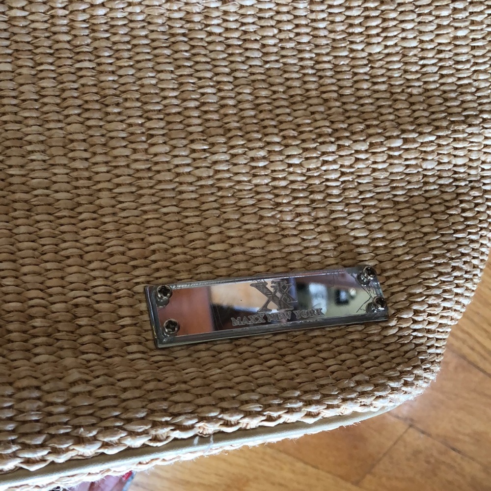 MAXX NEW YORK LARGE WOVEN STRAW TOTE - Picture 4 of 12